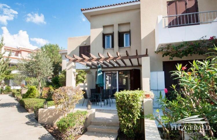 Owls Nest Townhouse Villa Paphos Eksteriør billede