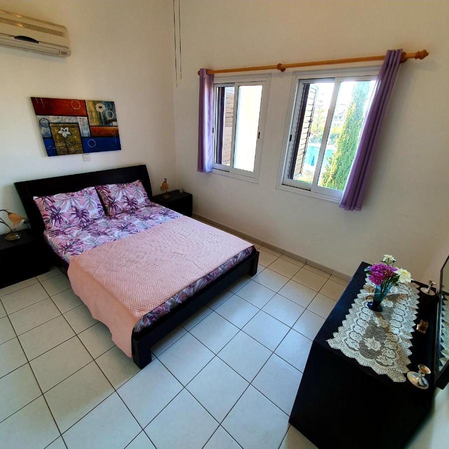 Owls Nest Townhouse Villa Paphos Eksteriør billede