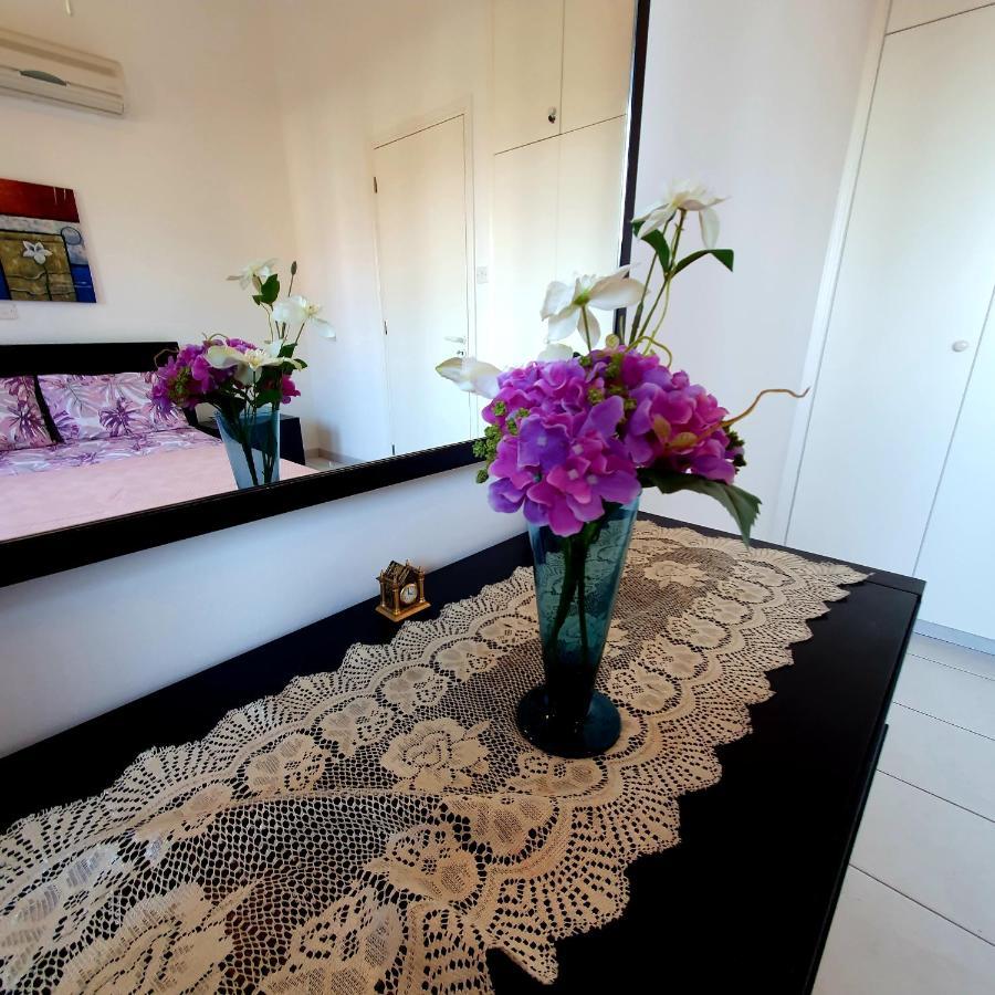 Owls Nest Townhouse Villa Paphos Eksteriør billede